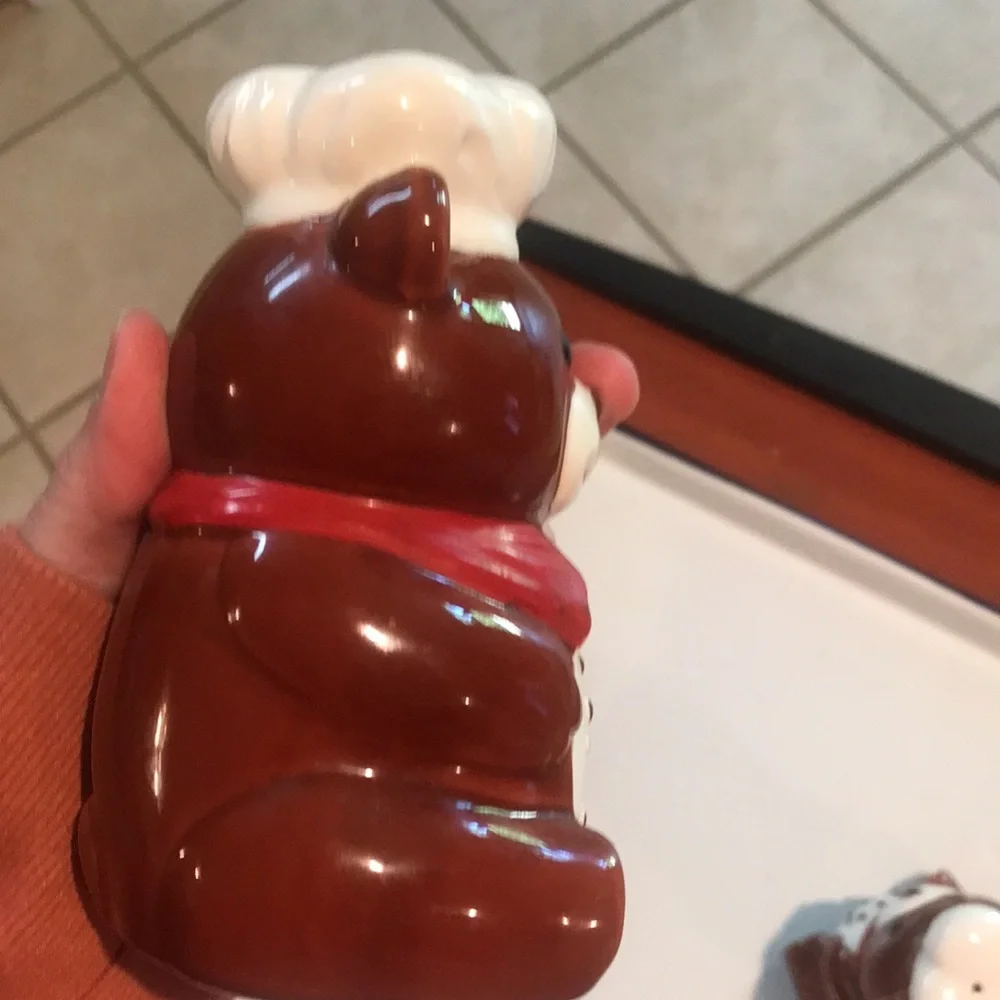 B&D Chef Teddy Bear Salt Pepper Shakers